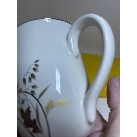 VTG OTAGIRI GOLDEN POPPY Mug Cup WHITE GOLD PORCELAIN JAPAN - Picture 6 of 10